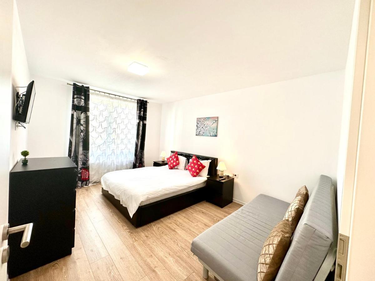 Kasper Coresi Mall - Rise Private Apartments & Suites Brasov Bagian luar foto