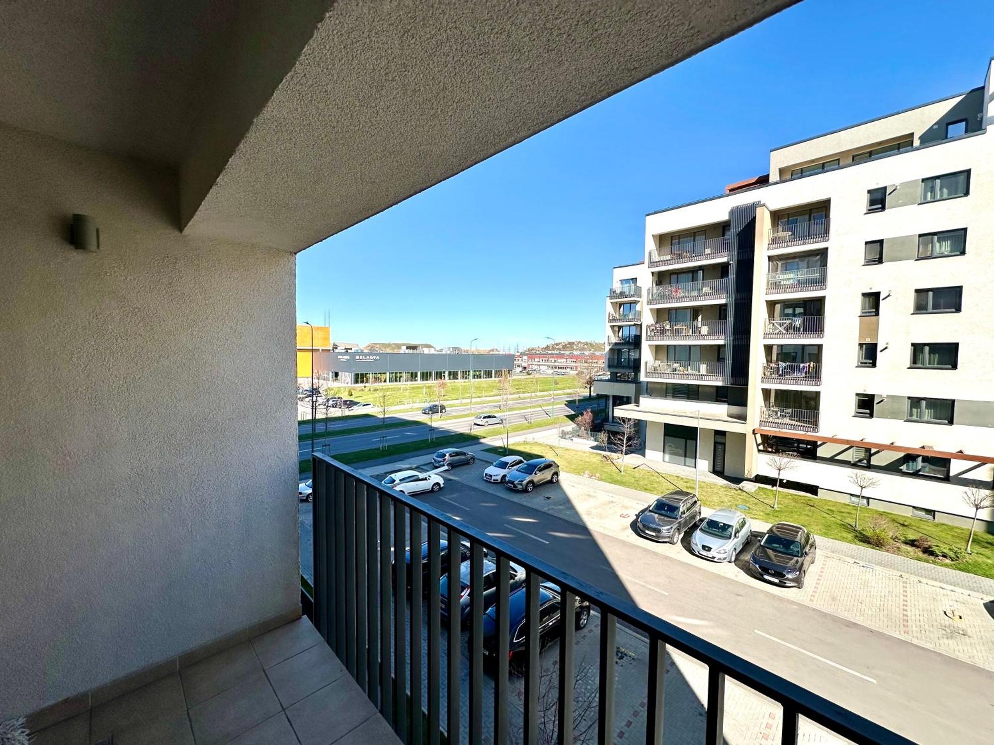 Kasper Coresi Mall - Rise Private Apartments & Suites Brasov Bagian luar foto