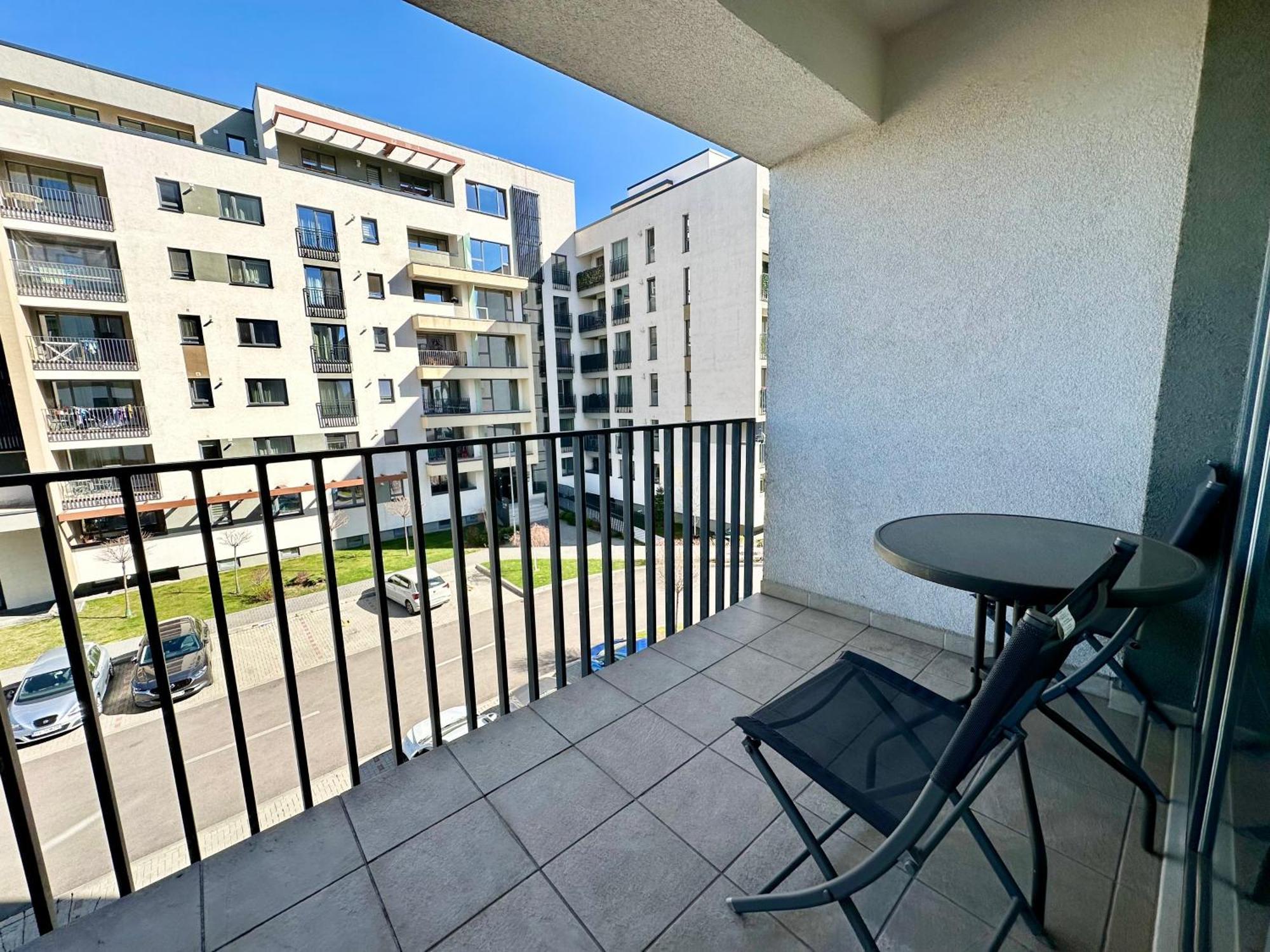 Kasper Coresi Mall - Rise Private Apartments & Suites Brasov Bagian luar foto