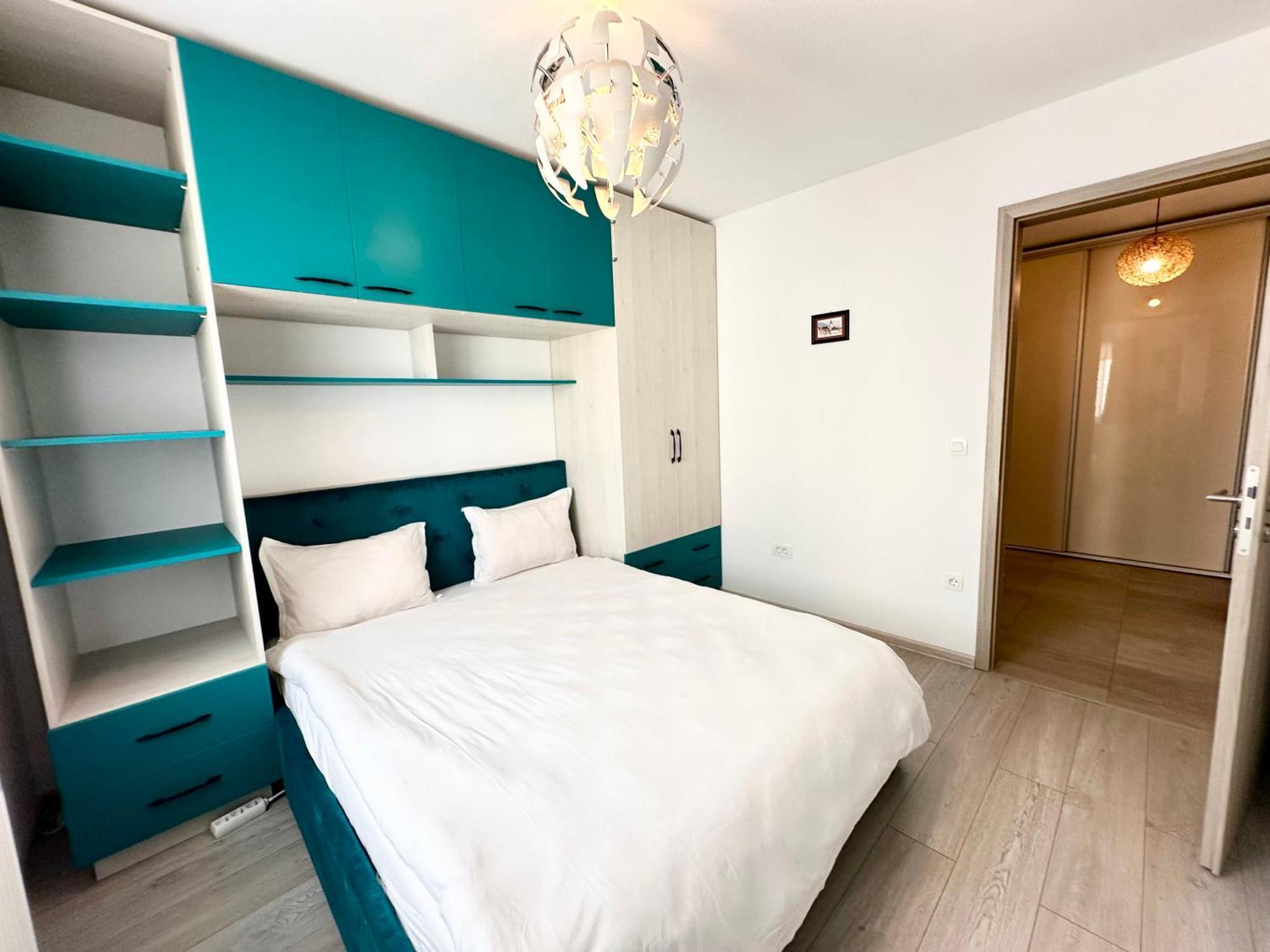 Kasper Coresi Mall - Rise Private Apartments & Suites Brasov Bagian luar foto