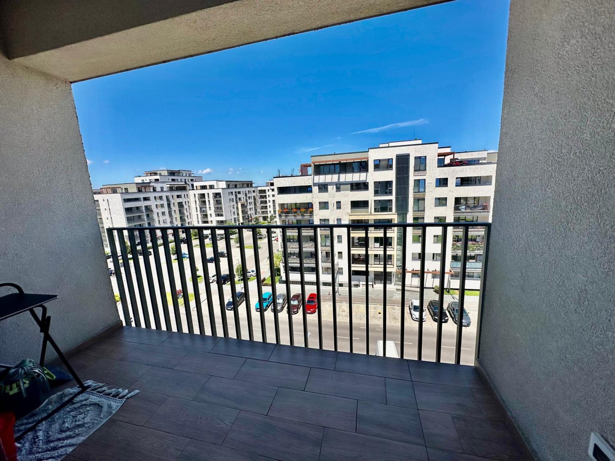 Kasper Coresi Mall - Rise Private Apartments & Suites Brasov Bagian luar foto
